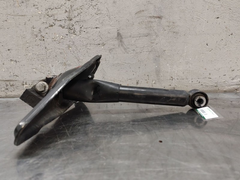 Recambio de amortiguador trasero izquierdo para peugeot partner tepee 1.6 bluehdi 100 referencia OEM IAM 9674213480  