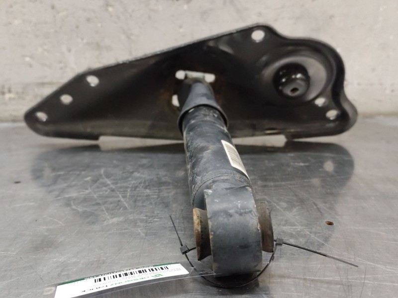 Recambio de amortiguador trasero izquierdo para peugeot partner tepee 1.6 bluehdi 100 referencia OEM IAM 9674213480  