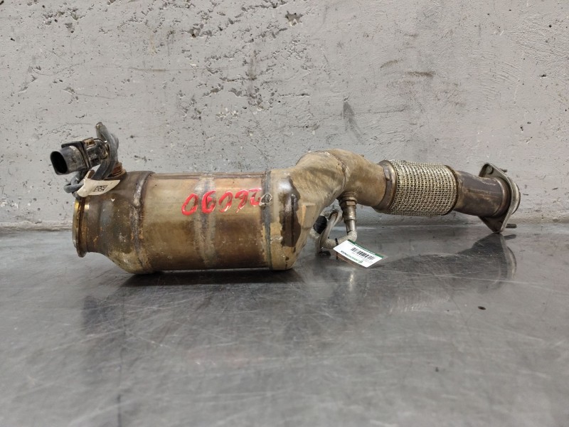 Recambio de catalizador para bmw 4 descapotable (g23, g83) m4 competition m xdrive referencia OEM IAM 8468989  