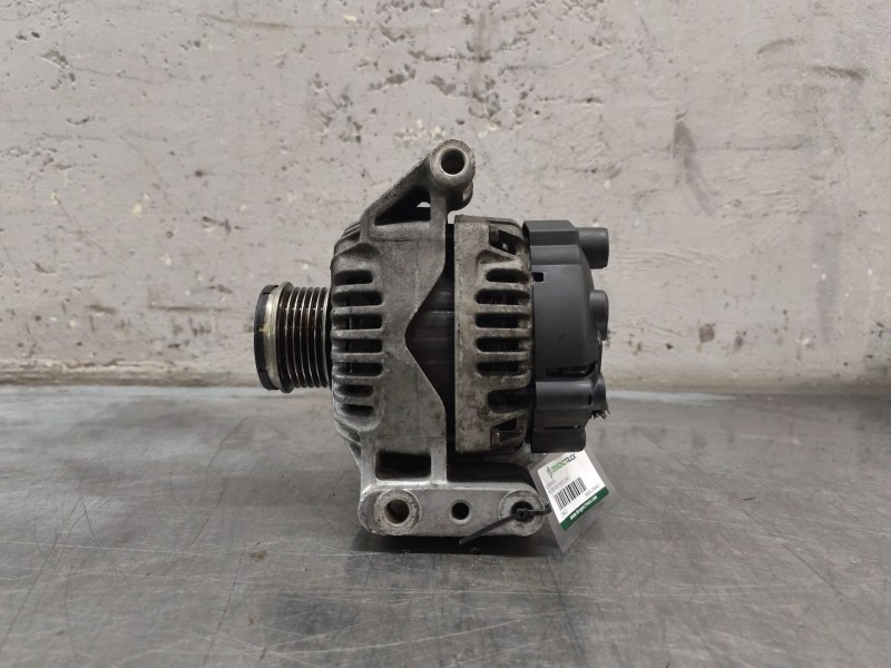 Recambio de alternador para fiat grande punto (199) 1.3 16v jtd cat referencia OEM IAM B86851784845  