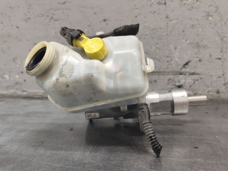 Recambio de bomba freno para opel insignia berlina expression referencia OEM IAM   
