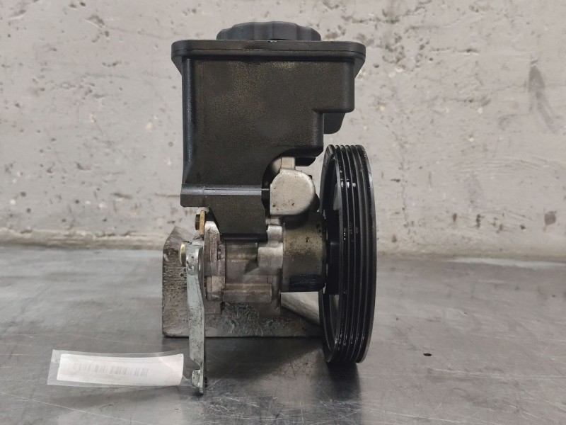 Recambio de bomba direccion para bmw serie 5 berlina (e39) 530d referencia OEM IAM   