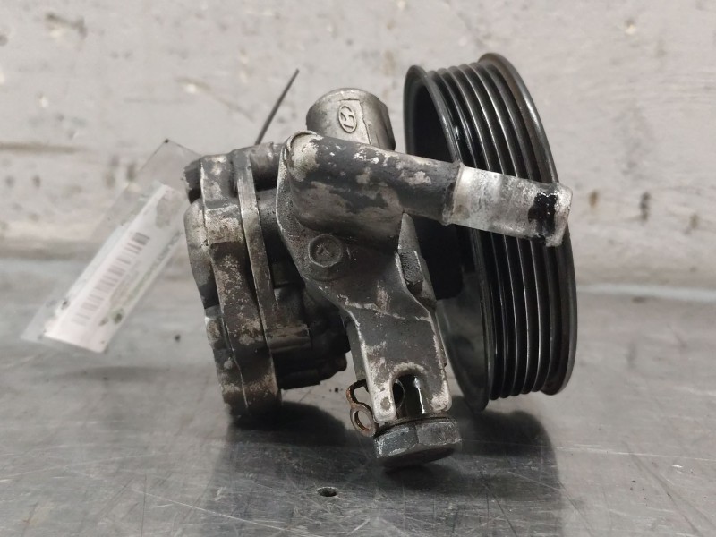 Recambio de bomba direccion para kia cerato i hatchback (ld) 2.0 crdi referencia OEM IAM 46301  