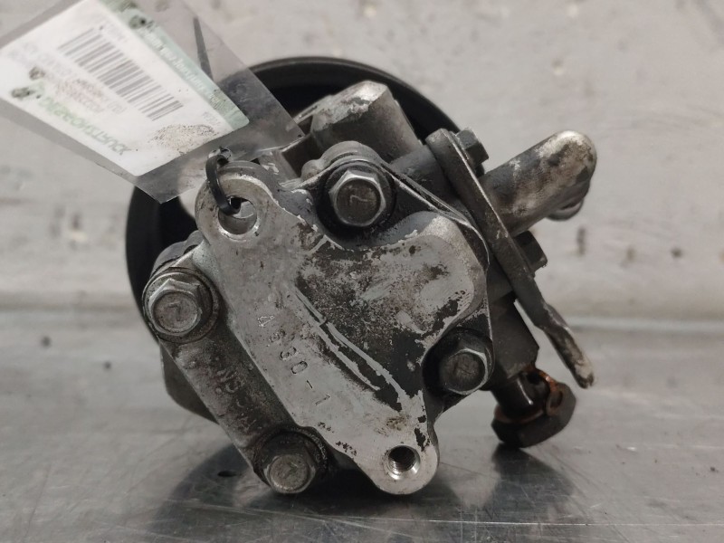 Recambio de bomba direccion para kia cerato i hatchback (ld) 2.0 crdi referencia OEM IAM 46301  