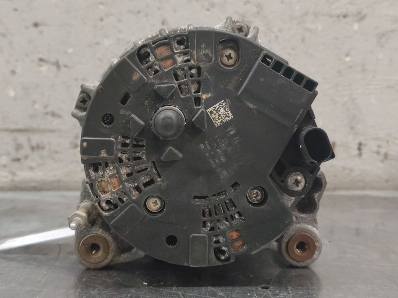 Recambio de alternador para volkswagen crafter furgoneta (sy_, sx_) 2.0 tdi referencia OEM IAM 03L903023M  