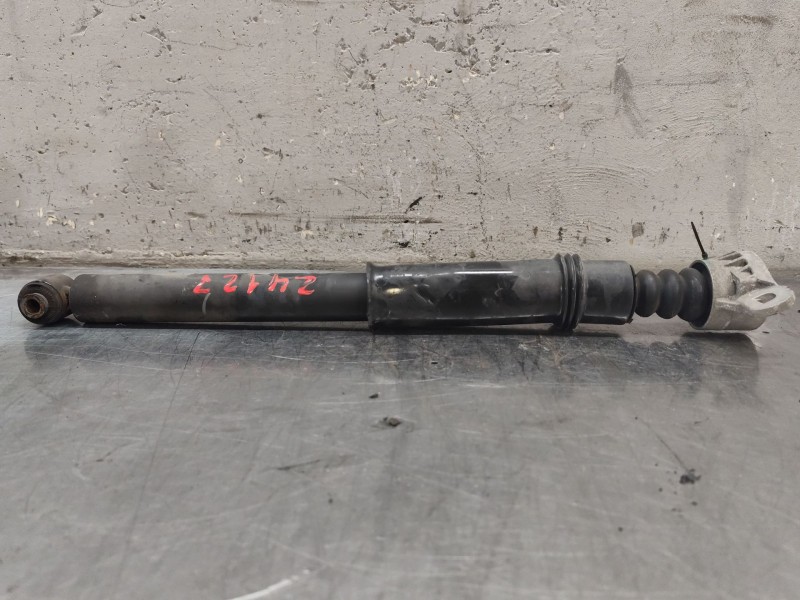 Recambio de amortiguador trasero derecho para peugeot 308 1.6 16v referencia OEM IAM   