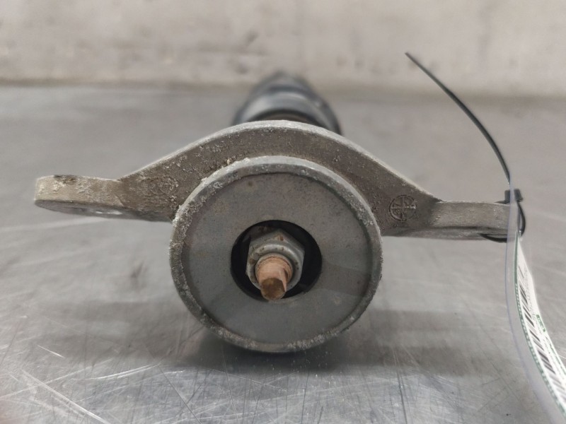 Recambio de amortiguador trasero derecho para peugeot 308 1.6 16v referencia OEM IAM   