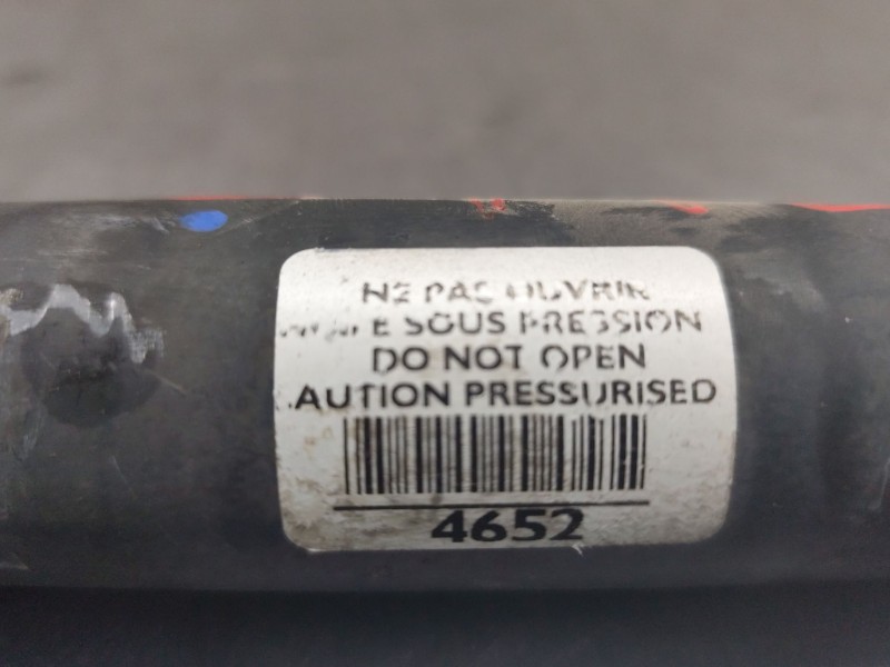 Recambio de amortiguador trasero derecho para peugeot 308 1.6 16v referencia OEM IAM   