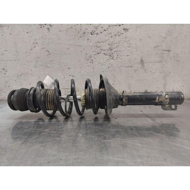Recambio de amortiguador delantero derecho para volkswagen golf iv (1j1) 1.9 tdi referencia OEM IAM 1J0413031BH  