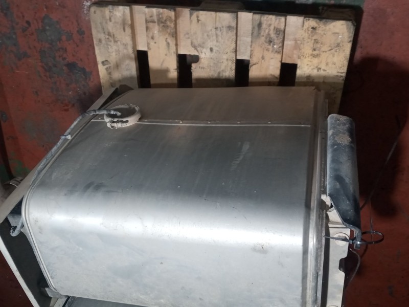 Recambio de catalizador para man tgx 18.xxx 12.4 diesel referencia OEM IAM 81151036059  