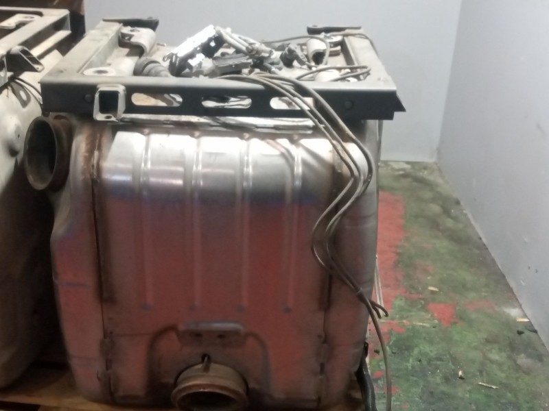 Recambio de catalizador para scania magnus referencia OEM IAM 2385867  