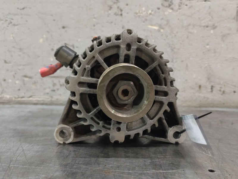 Recambio de alternador para ford fiesta (cbk) 1.4 tdci cat referencia OEM IAM 3S6TAA  