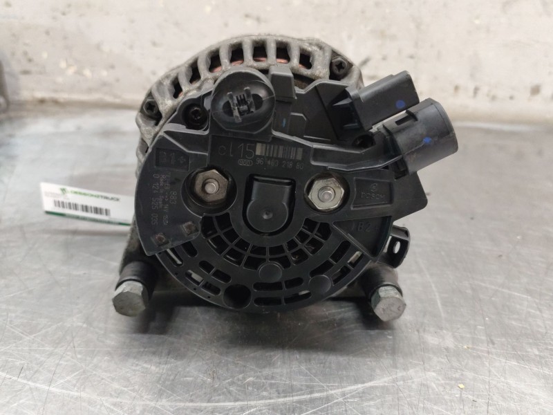 Recambio de alternador para peugeot 308 confort referencia OEM IAM 9646321880 0124525035 