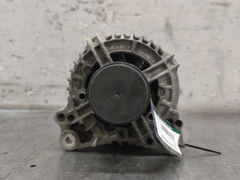 Recambio de alternador para skoda fabia (6y2/6y3) 1.9 tdi referencia OEM IAM 028903028E  