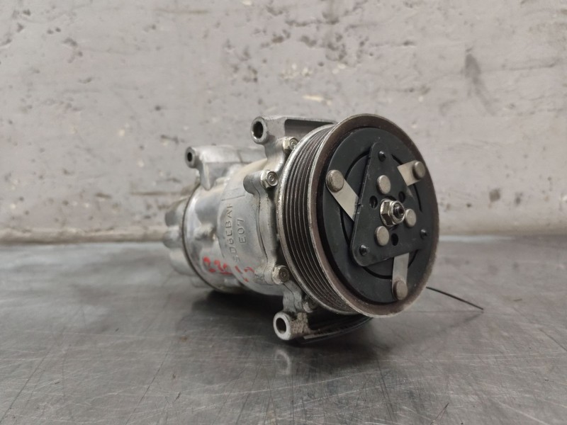 Recambio de compresor aire acondicionado para peugeot 207 urban referencia OEM IAM 9659875780  