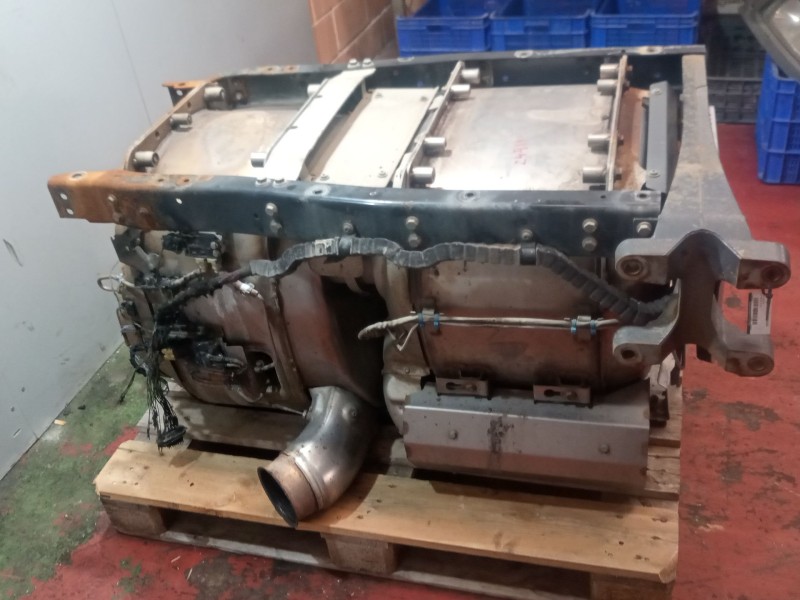 Recambio de catalizador para daf serie xf106 referencia OEM IAM 1933421 1947131 