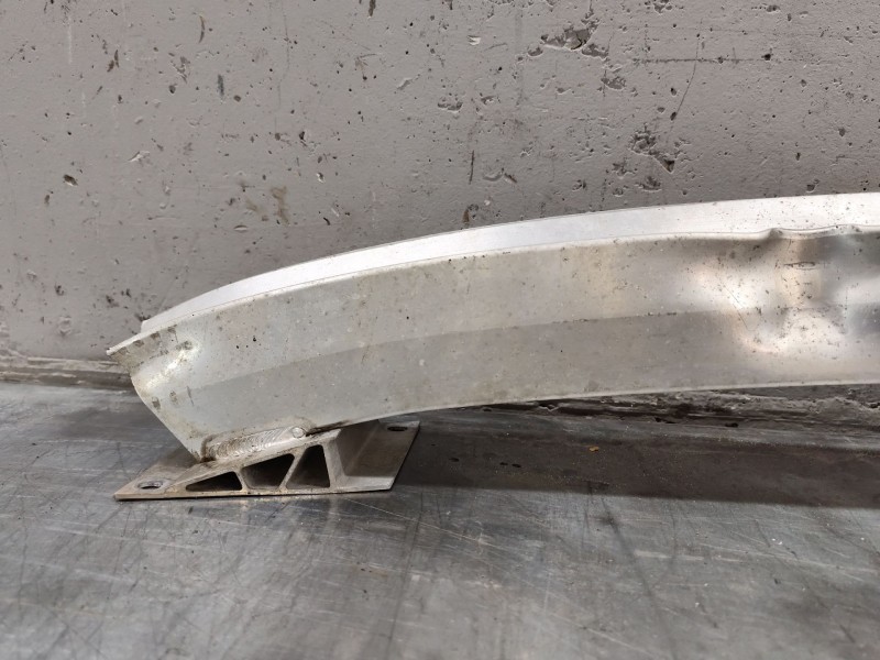 Recambio de refuerzo paragolpes delantero para audi a3 (8p1) 2.0 tdi 16v referencia OEM IAM   