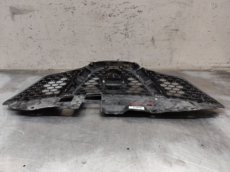 Recambio de rejilla paragolpes delantero para nissan qashqai ii (j11, j11_) 1.6 dci referencia OEM IAM 623124EA1A  