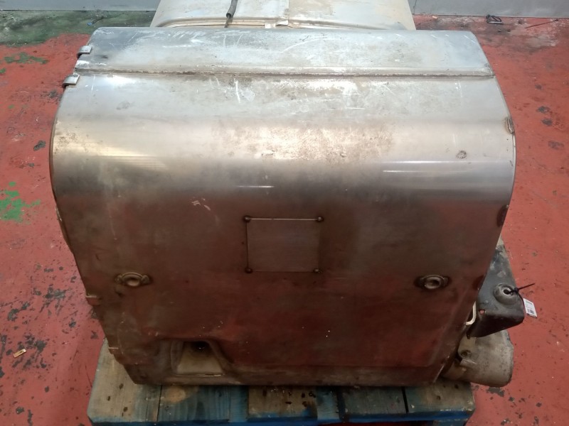 Recambio de catalizador para mercedes-benz oc 500 le-1830h referencia OEM IAM A0014904814  