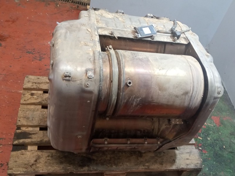 Recambio de catalizador para iveco stralis (ad/at) 11.1 diesel referencia OEM IAM 5801927881  