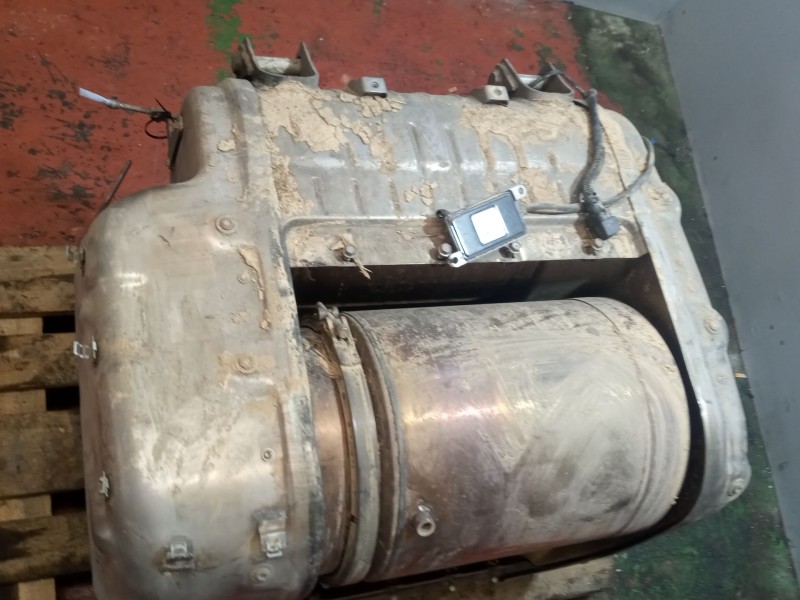 Recambio de catalizador para iveco stralis (ad/at) 11.1 diesel referencia OEM IAM 5801927881  