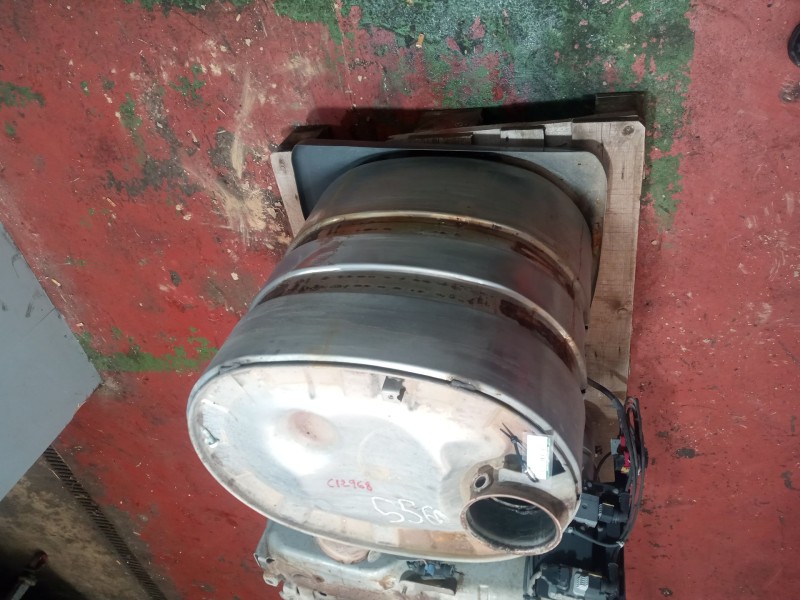 Recambio de catalizador para renault magnum ab diesel referencia OEM IAM 7420920706  