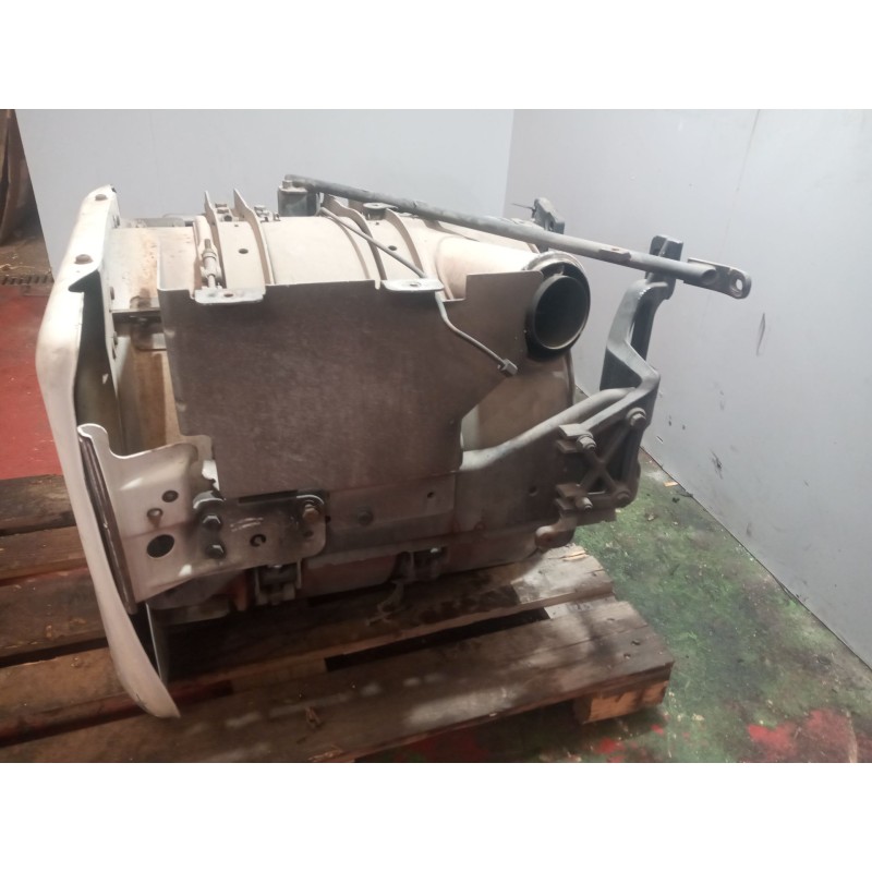 Recambio de catalizador para scania serie p/g/r (c-clase) 15.6 diesel referencia OEM IAM 1944879  