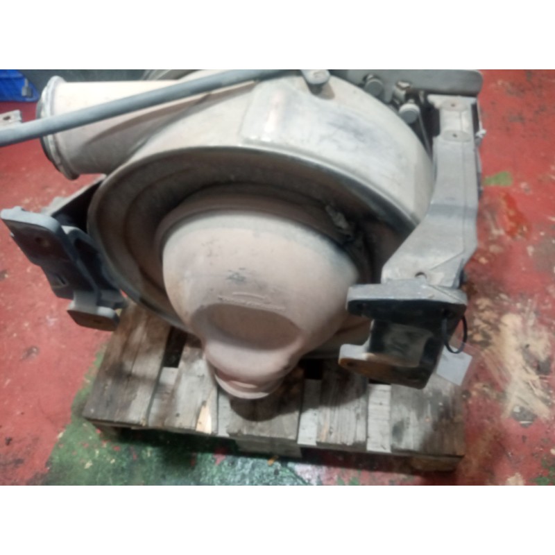 Recambio de catalizador para scania serie p/g/r (c-clase) 15.6 diesel referencia OEM IAM 1944879  