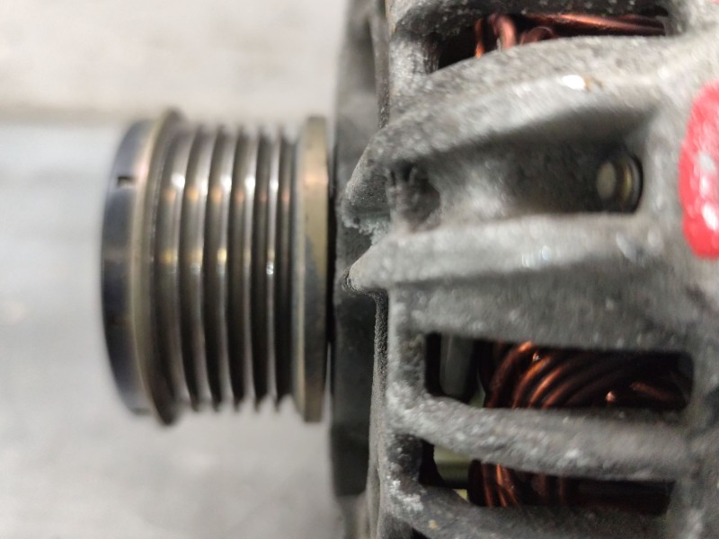 Recambio de alternador para peugeot 307 break / sw (s1) 1.6 hdi referencia OEM IAM 9646321880 0124525035 