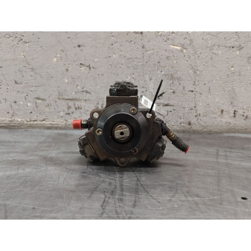 Recambio de bomba inyeccion para mercedes-benz clase c (w203) berlina 2.2 cdi cat referencia OEM IAM 0986437003  