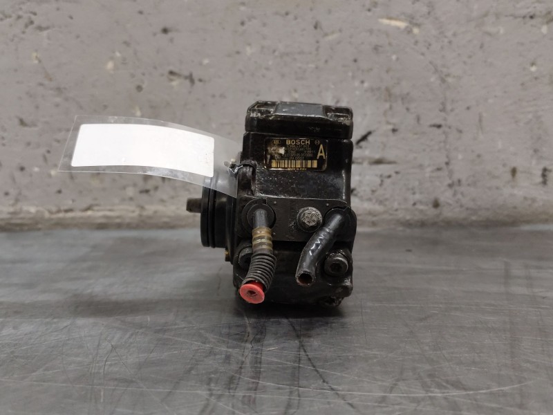 Recambio de bomba inyeccion para mercedes-benz clase c (w203) berlina 2.2 cdi cat referencia OEM IAM 0986437003  