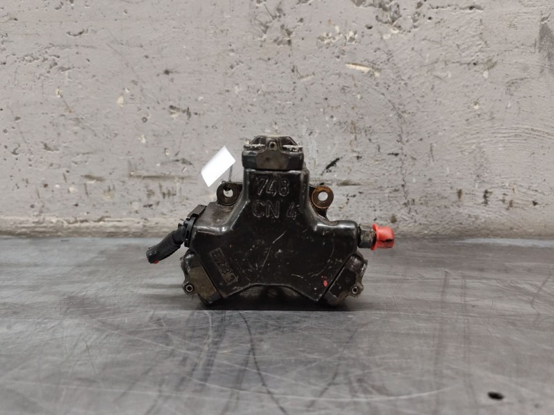 Recambio de bomba inyeccion para mercedes-benz clase c (w203) berlina 2.2 cdi cat referencia OEM IAM 0986437003  