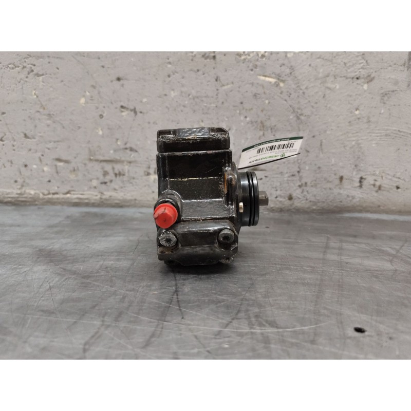 Recambio de bomba inyeccion para mercedes-benz clase c (w203) berlina 2.2 cdi cat referencia OEM IAM 0986437003  