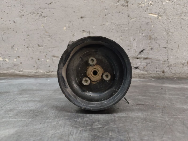 Recambio de bomba direccion para volkswagen polo berlina (6n1) básico referencia OEM IAM   