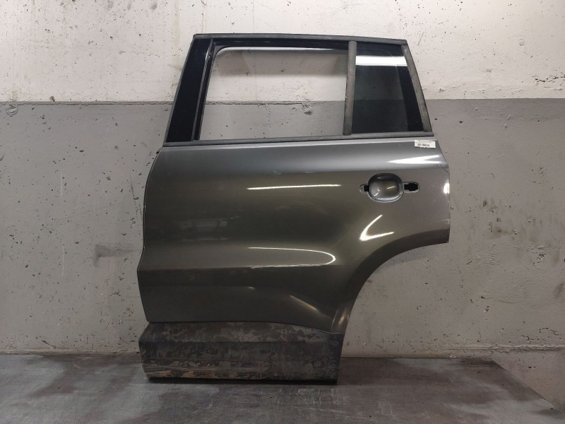 Recambio de puerta trasera izquierda para volkswagen tiguan (5n_) 2.0 tdi referencia OEM IAM   