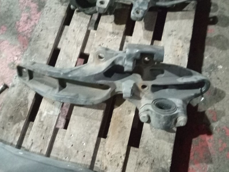 Recambio de soporte balleston para volvo fh xxx 12.8 diesel referencia OEM IAM 21196826  