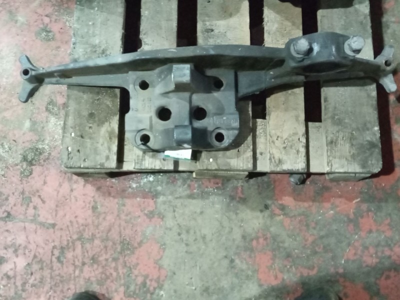 Recambio de soporte balleston para daf serie cf85.xxx ab06 12.9 diesel referencia OEM IAM 1368263 DERECHA 