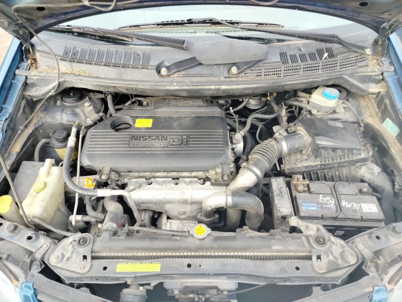 nissan almera tino (v10m) del año 2002