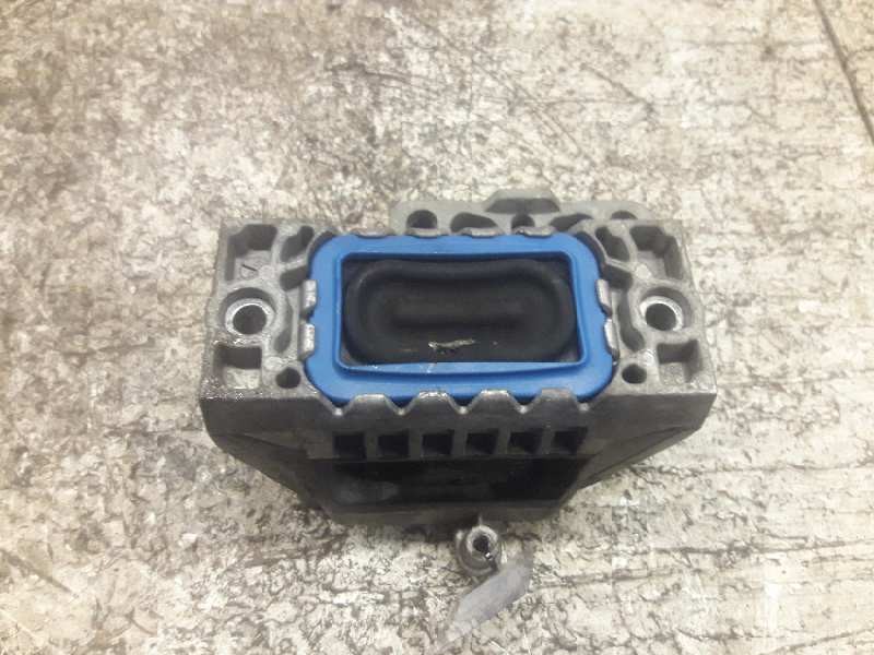 Recambio de soporte motor derecho para volkswagen passat berlina (3c2) advance referencia OEM IAM 1K0199262P  