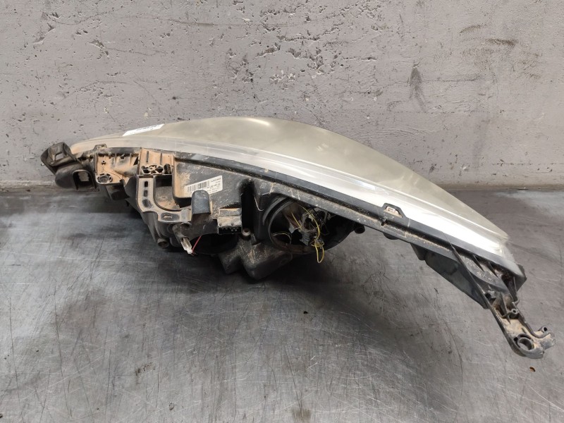 Recambio de faro izquierdo para peugeot 207 sw confort referencia OEM IAM   