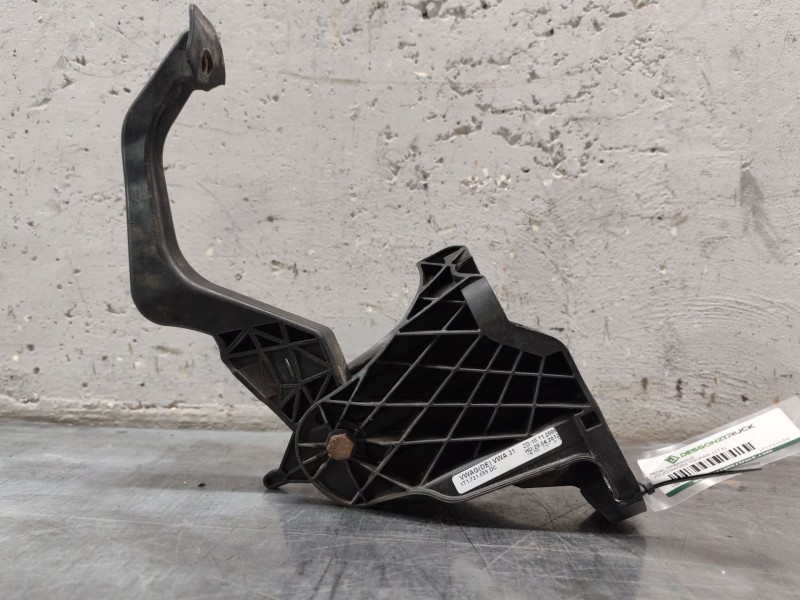 Recambio de pedal embrague para volkswagen touran (1t3) 1.6 tdi referencia OEM IAM 1T1721059  