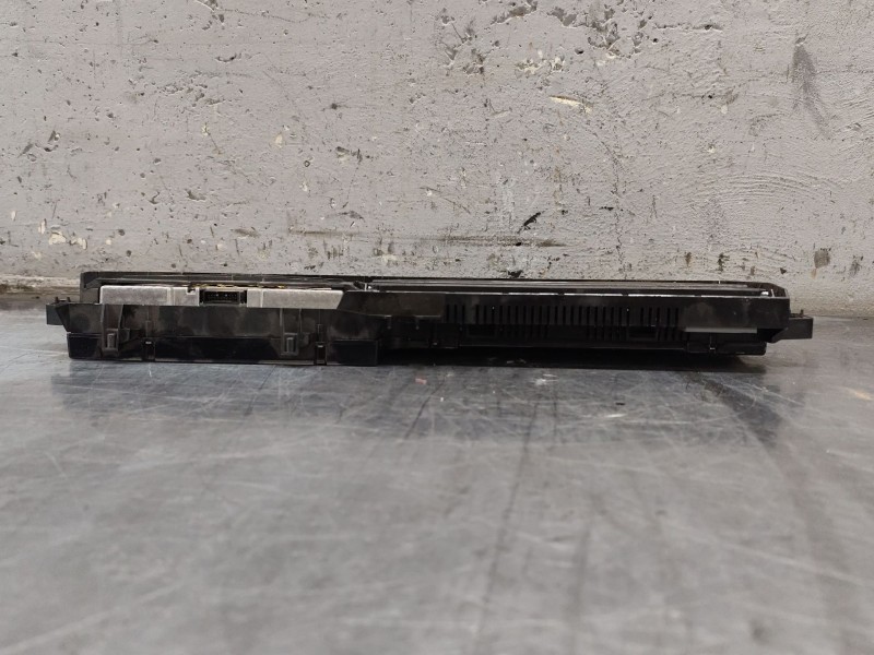 Recambio de cuadro instrumentos para renault scenic ii authentique referencia OEM IAM P8200487228A  