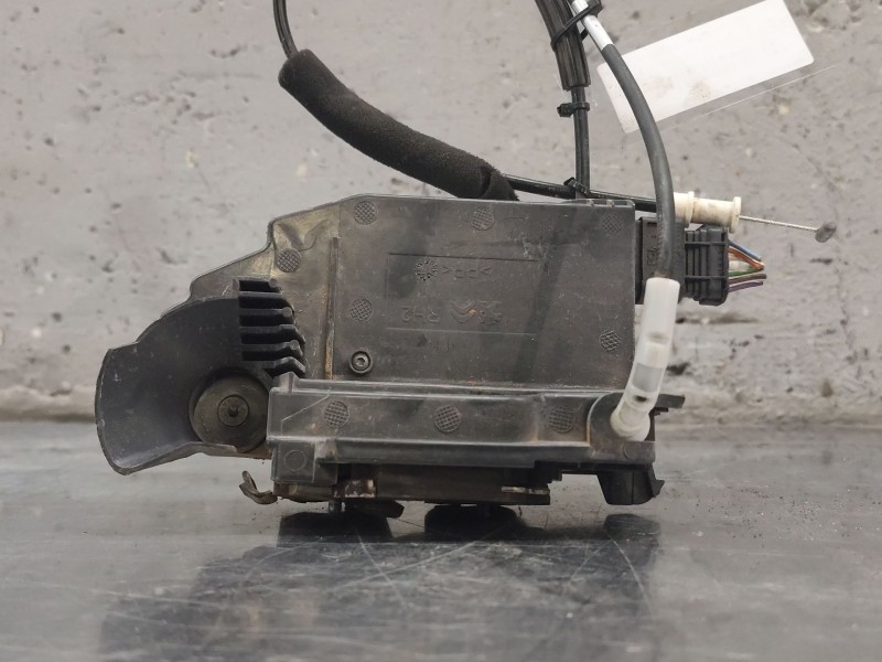 Recambio de cerradura puerta delantera derecha para peugeot 308 active referencia OEM IAM   