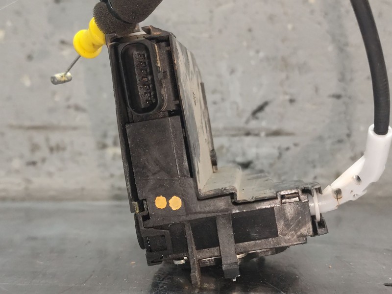 Recambio de cerradura puerta trasera izquierda para peugeot 308 active referencia OEM IAM 9826126080  