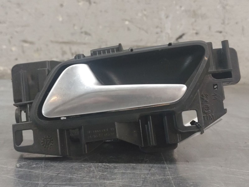 Recambio de maneta interior delantera izquierda para peugeot 308 active referencia OEM IAM   