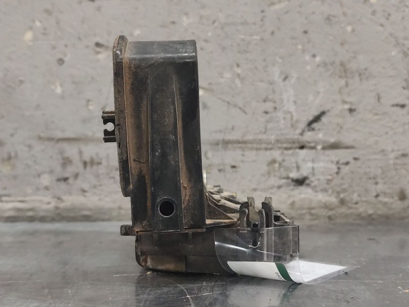 Recambio de cerradura puerta trasera izquierda para bmw serie 1 berlina (e81/e87) 120d referencia OEM IAM 7167069  