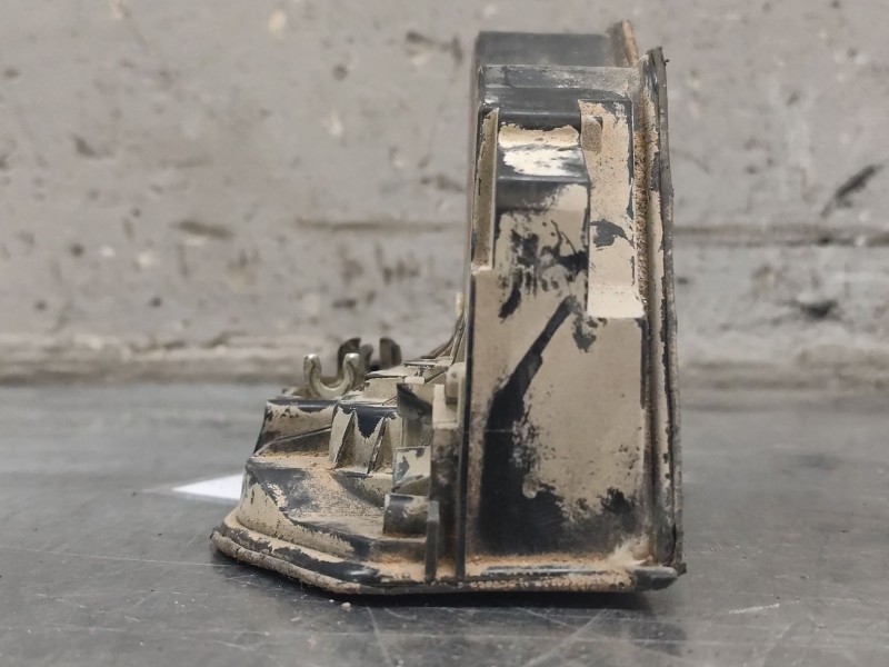 Recambio de cerradura puerta trasera izquierda para bmw serie 1 berlina (e81/e87) 120d referencia OEM IAM 7167069  