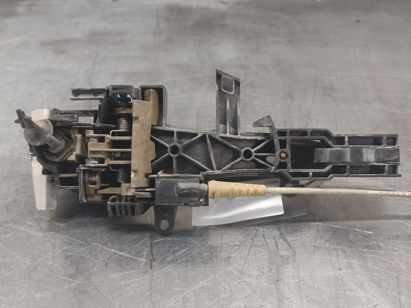 Recambio de maneta exterior delantera izquierda para bmw serie 1 berlina (e81/e87) 120d referencia OEM IAM   