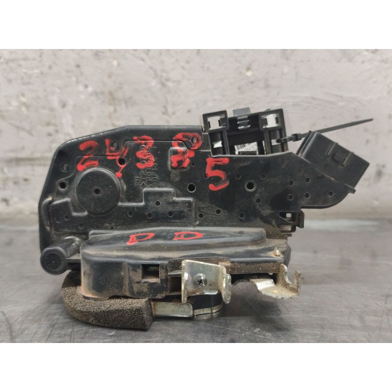 Recambio de cerradura puerta delantera derecha para nissan x-trail ii (t31) 2.0 dci 4x4 referencia OEM IAM   