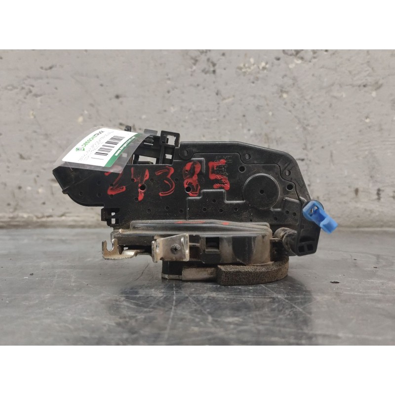 Recambio de cerradura puerta delantera izquierda para nissan x-trail ii (t31) 2.0 dci 4x4 referencia OEM IAM   